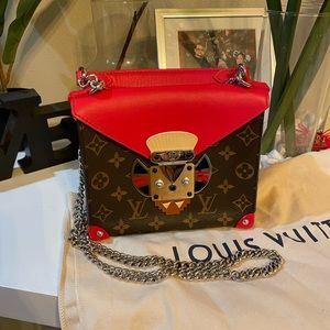 Authentic Louis Vuitton mask limit edition